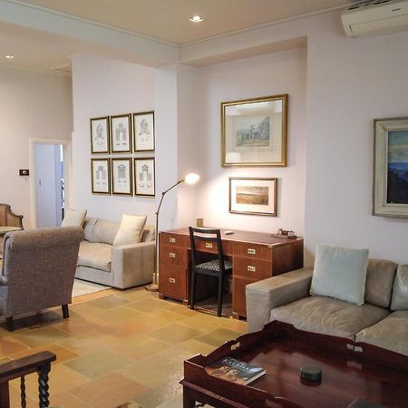 ホテル Laanhof Victorian House Self-Catering ステレンボッシュ エクステリア 写真
