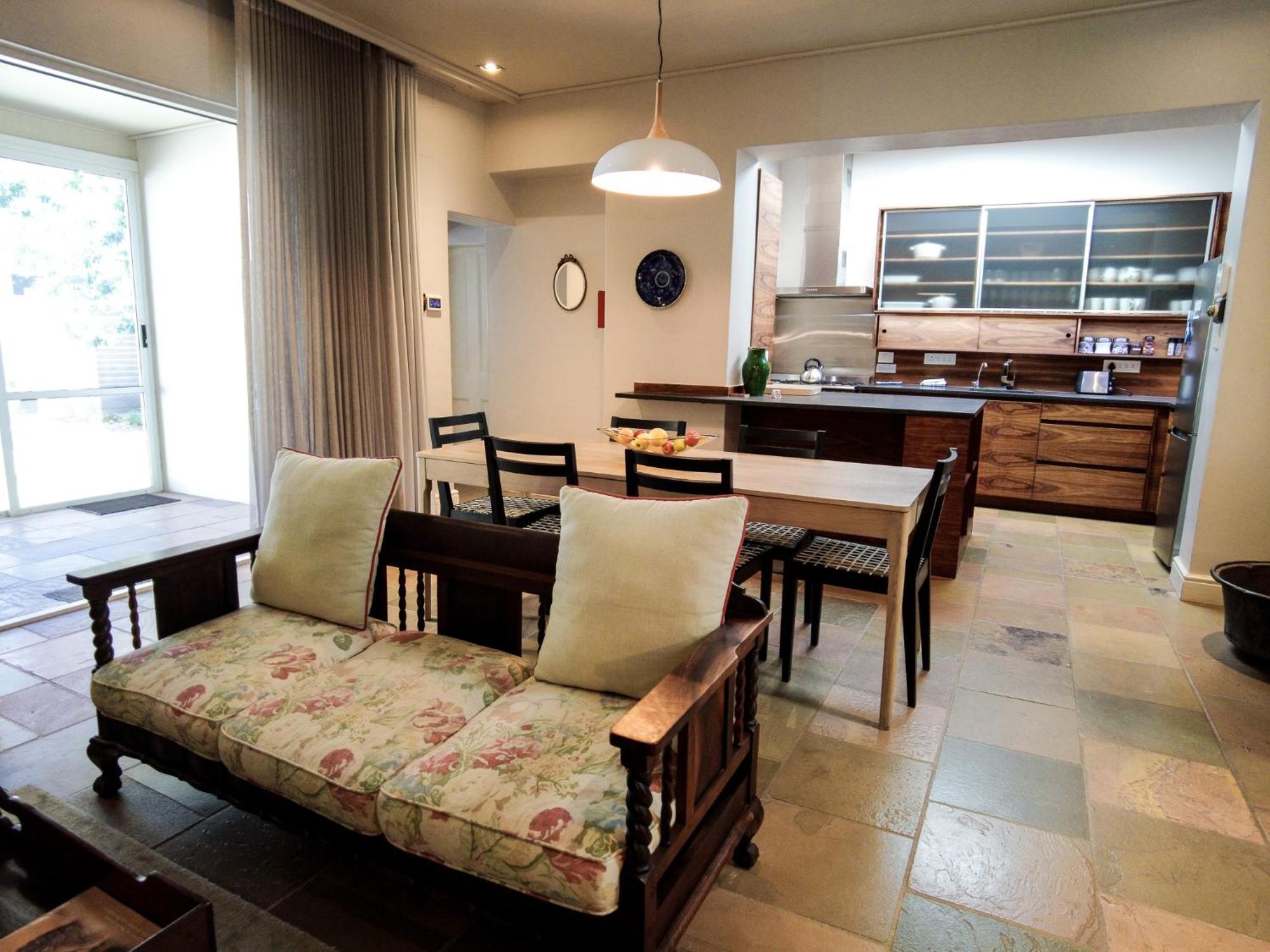 ホテル Laanhof Victorian House Self-Catering ステレンボッシュ エクステリア 写真