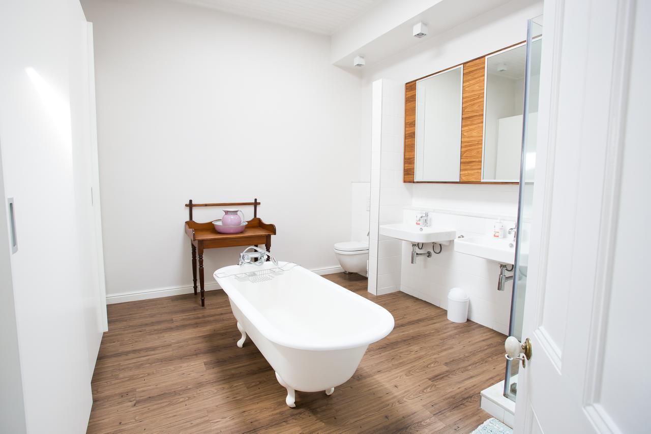 ホテル Laanhof Victorian House Self-Catering ステレンボッシュ エクステリア 写真