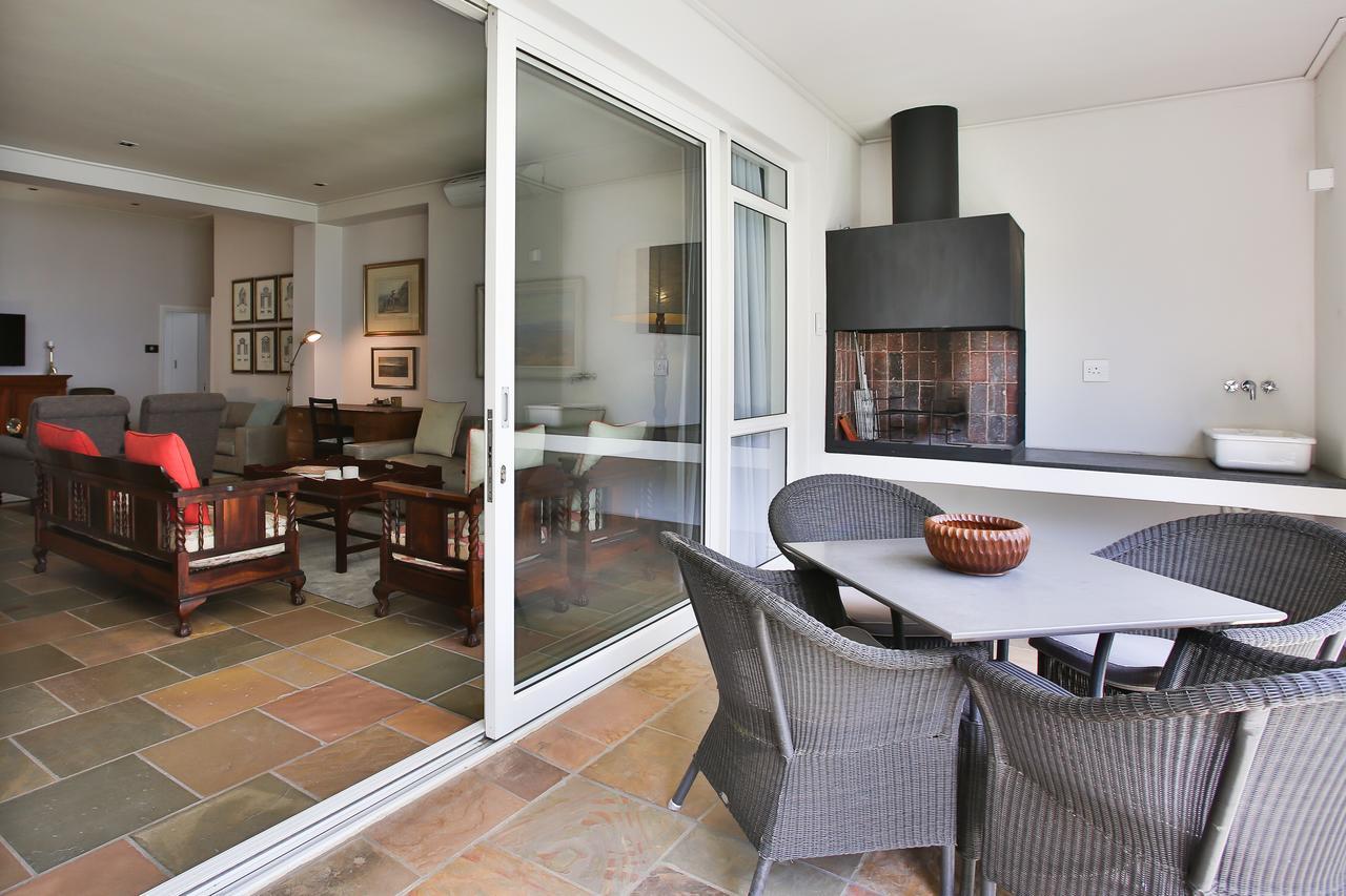 ホテル Laanhof Victorian House Self-Catering ステレンボッシュ エクステリア 写真